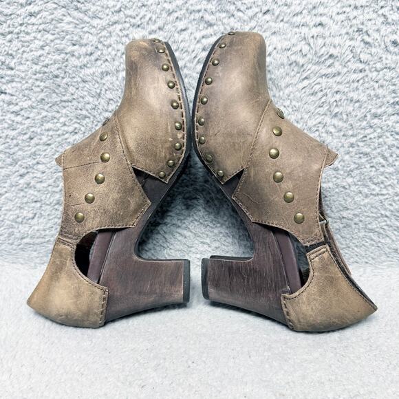 Dansko Ryder Womens Size 9.5-10 Heeled Clogs Brown Distressed Leather Studded - Picture 6 of 9